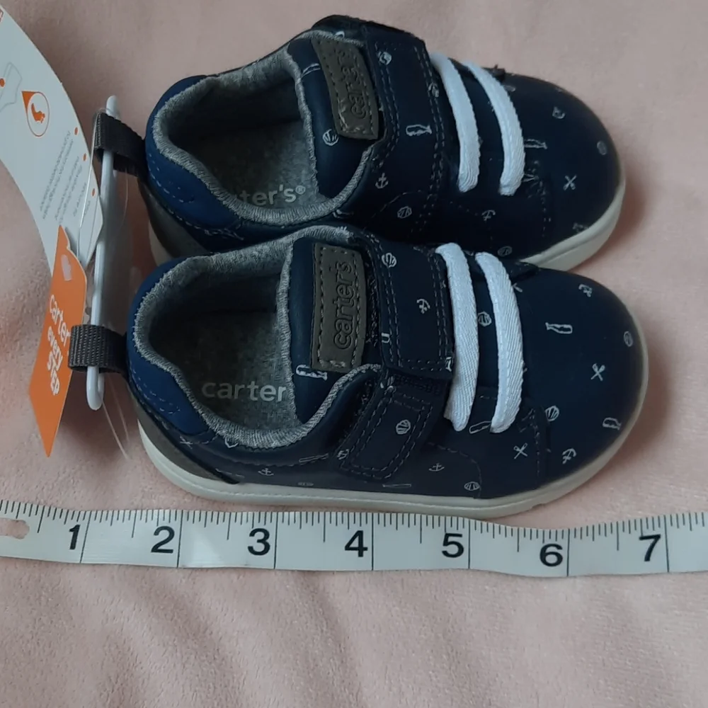 Carter's every step shoes